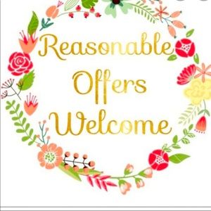 Hello, thank you for viewing my closet 😊